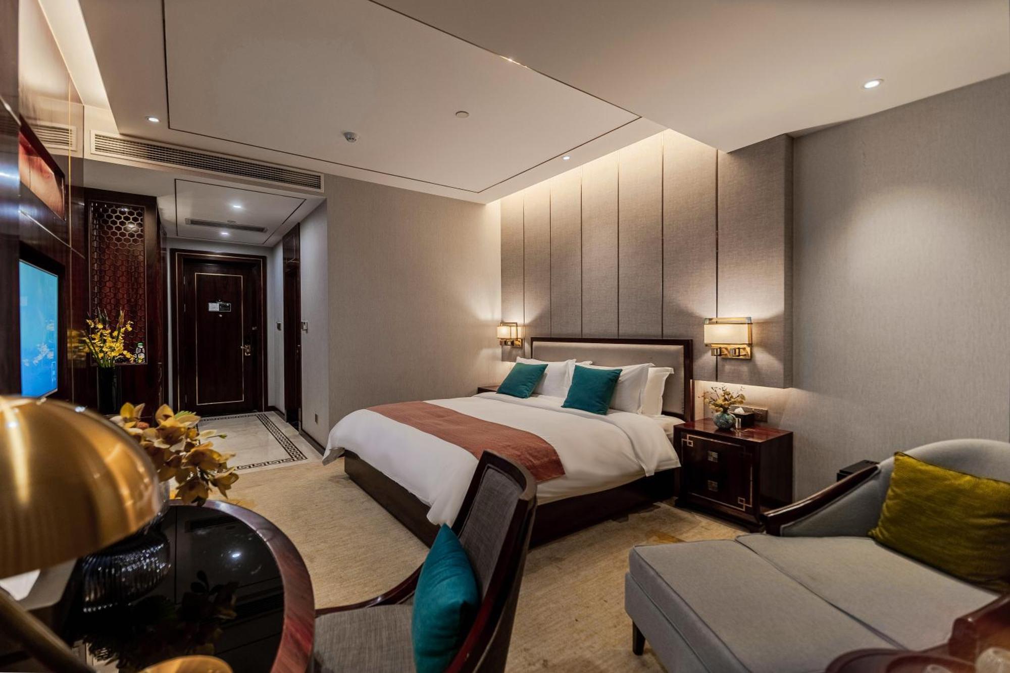 Hotel Maxshure Mezihoo